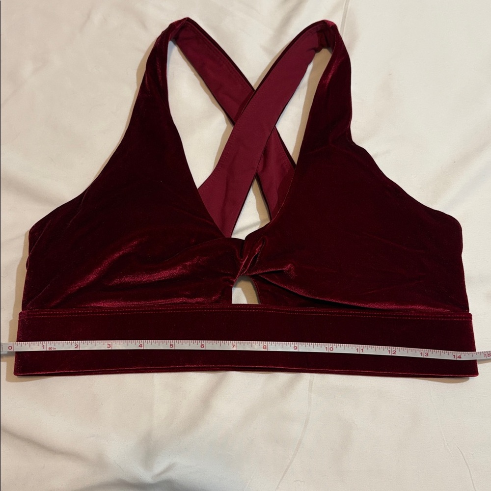 Fabletics Red Velvet Velour Oasis Twist Sports Bra + Emma Leggings Matching Set - Picture 5 of 11